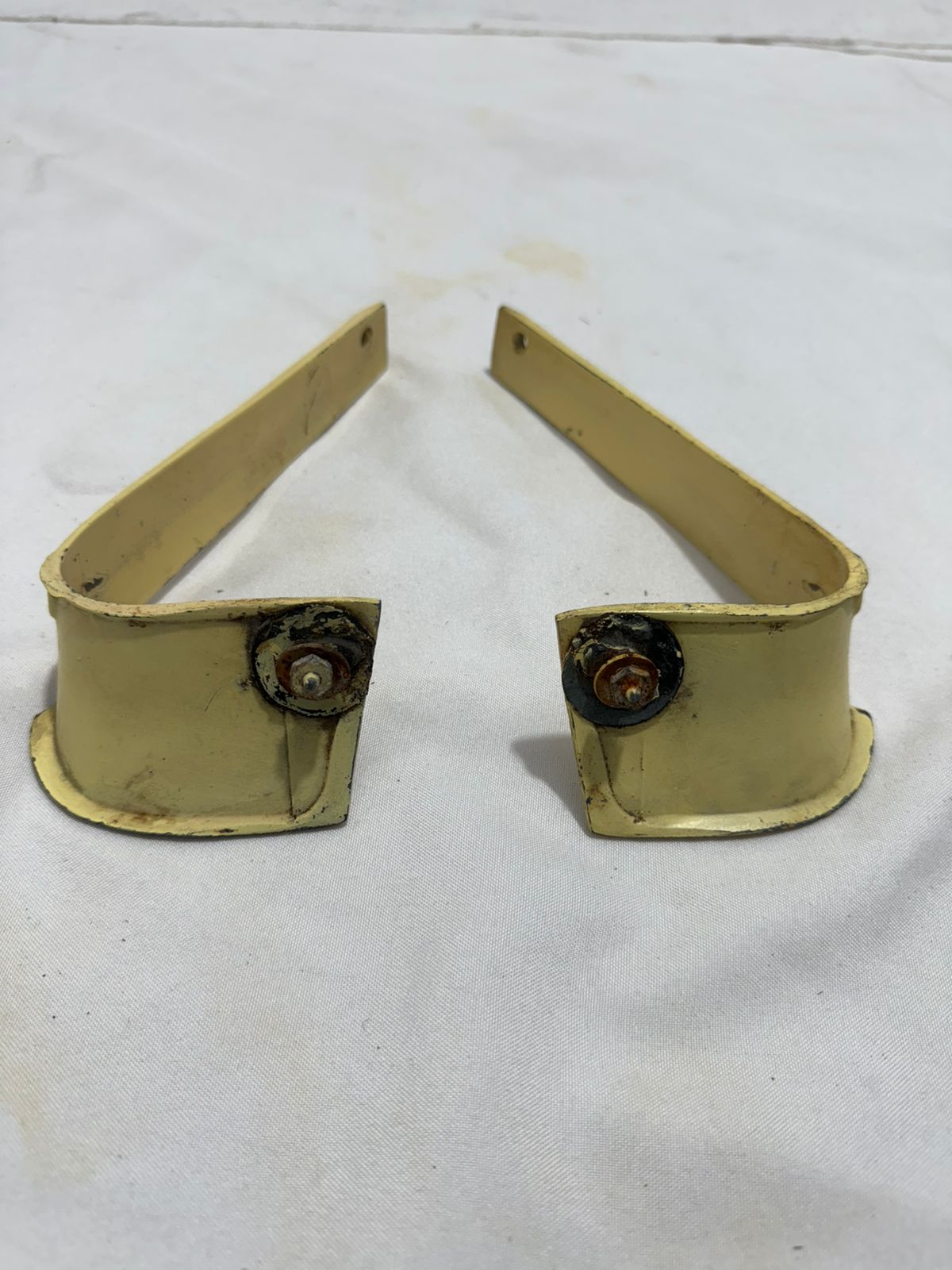 moldura J canto vidro traseiro Maverick